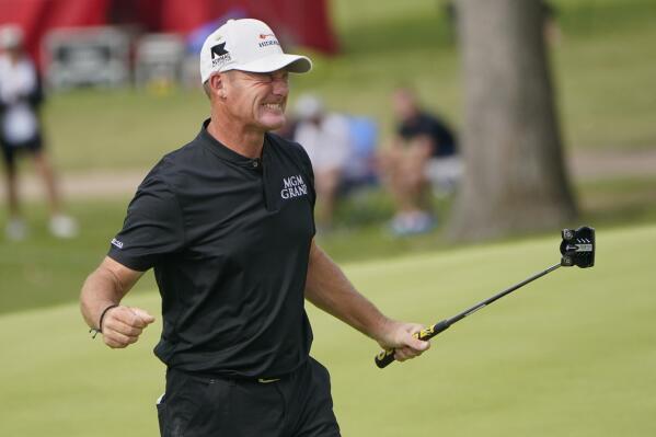 Us senior tour golf hot sale